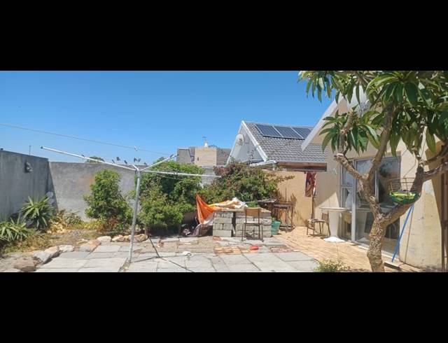 3 BEDROOM HOUSE FOR SALE IN LOTUS RIVER